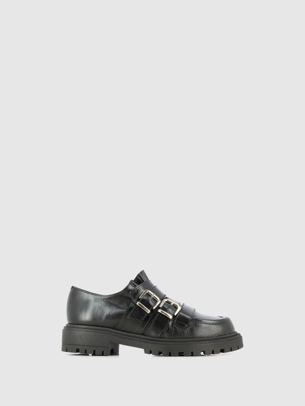 Sapatos com Apliques em Preto
